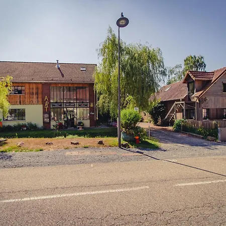 Garden Stay, Cleaning Included 度假居 *
