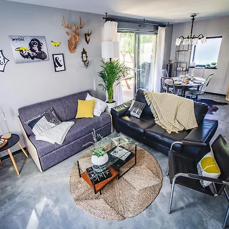 Garden Stay, Cleaning Included