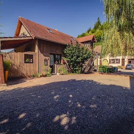 Garden Stay, Cleaning Included *